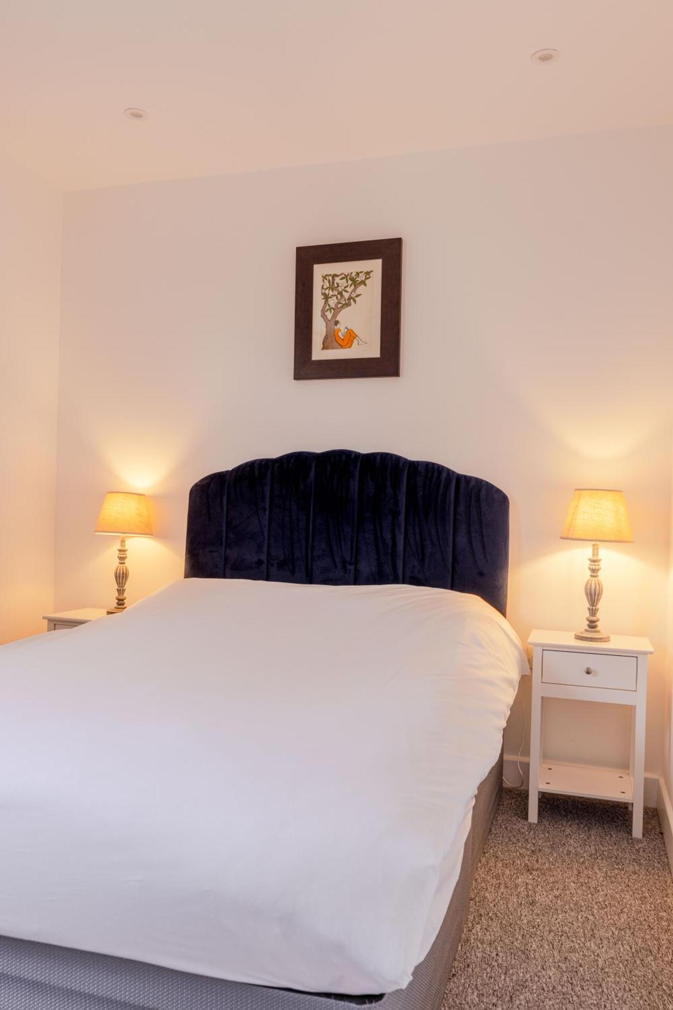 Vertigo Boutique Sleeps 4 London Kingston upon Thames  Bagian luar foto